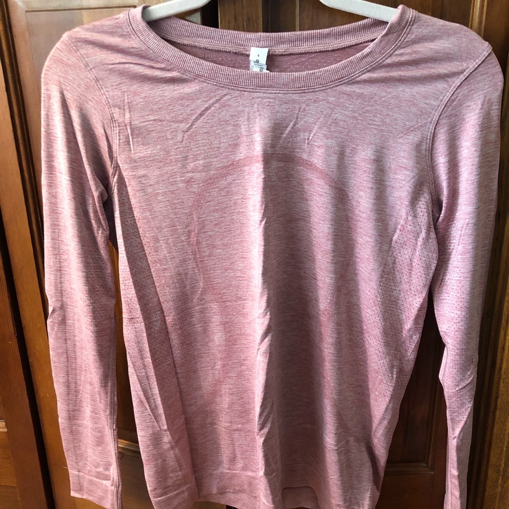 Lululemon Swiftly Relaxed Fit